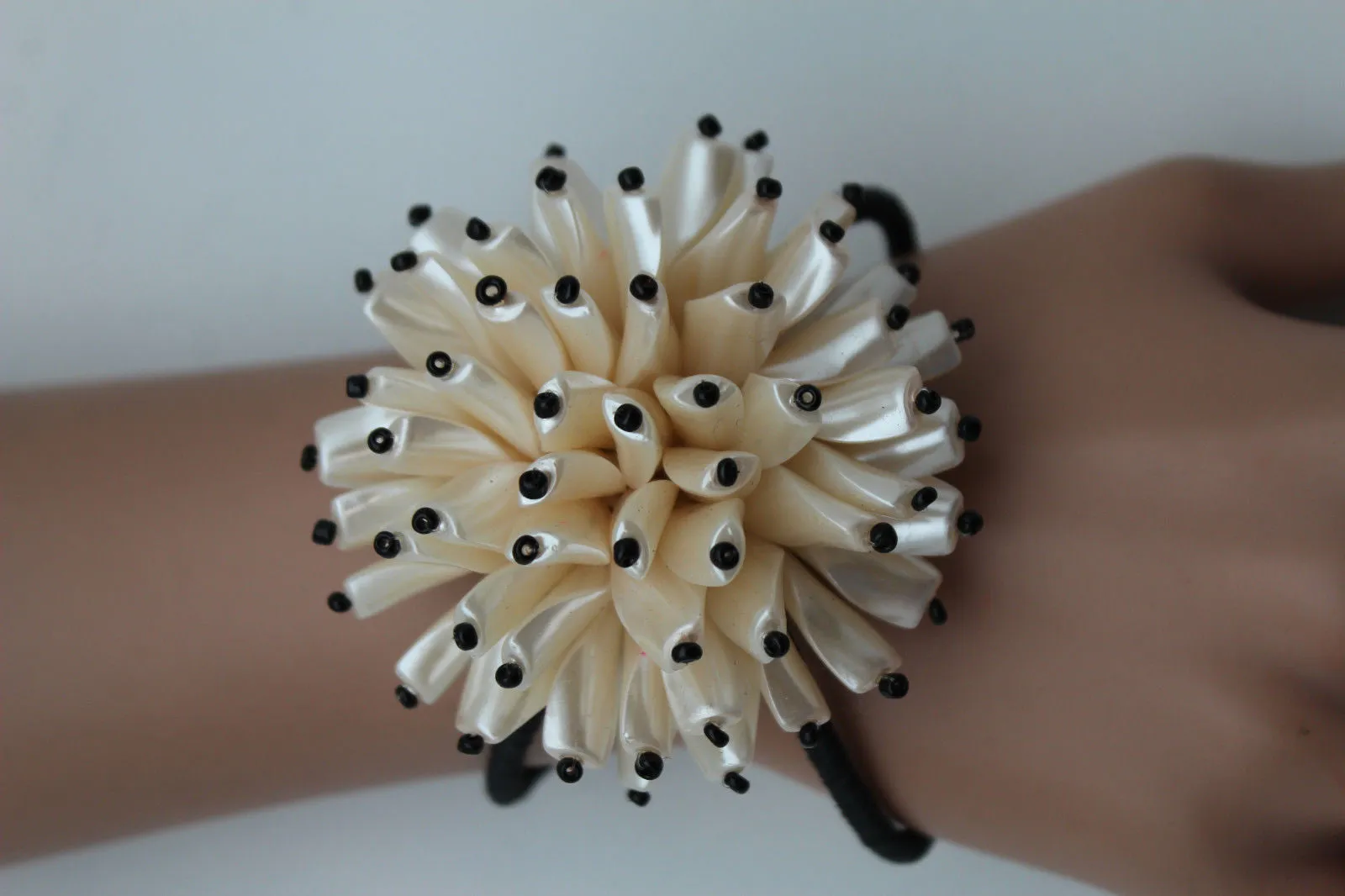 Beaded Flower Elastic Band Bracelet