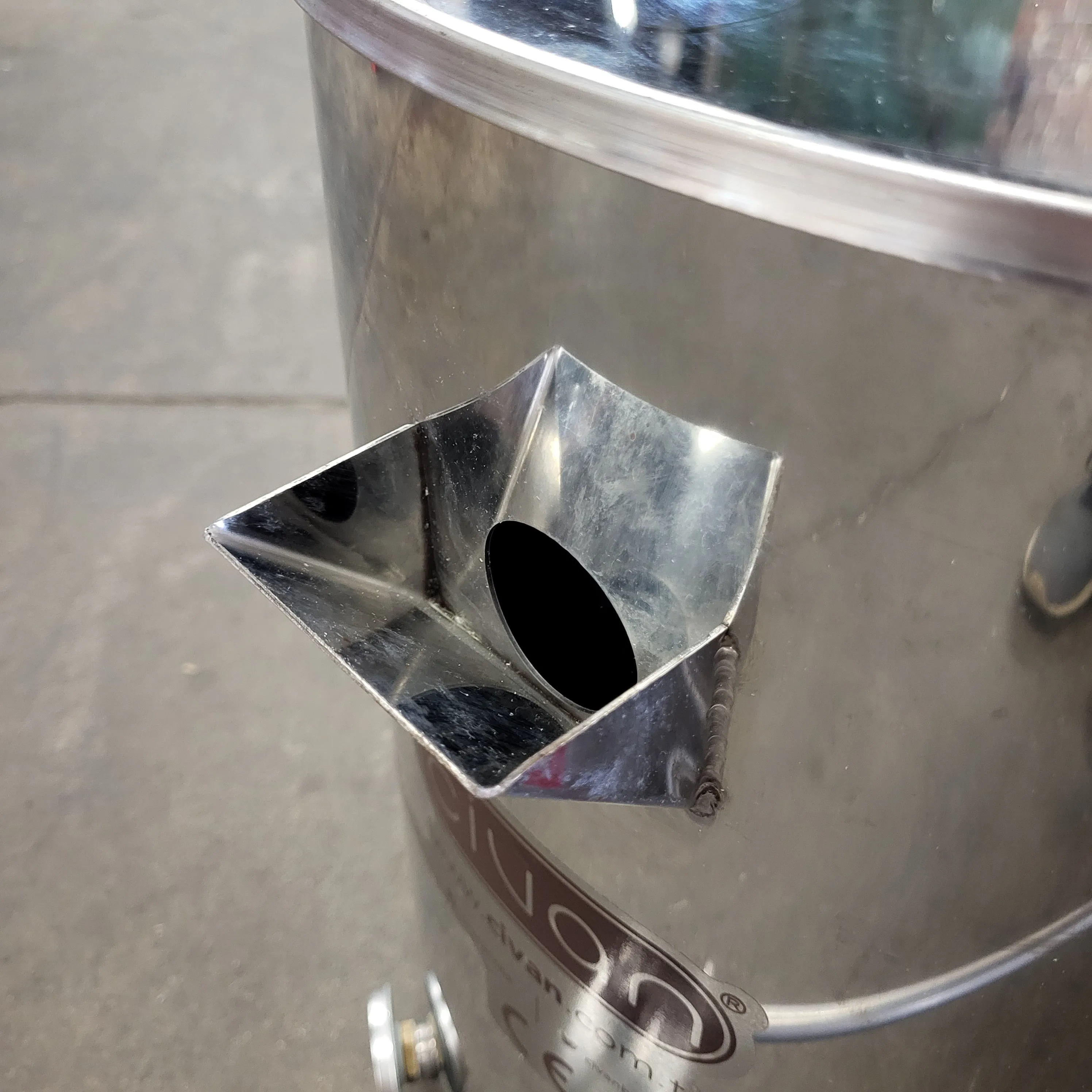 Civan Jacketed Honey Bottling Tank with No Drip Valve