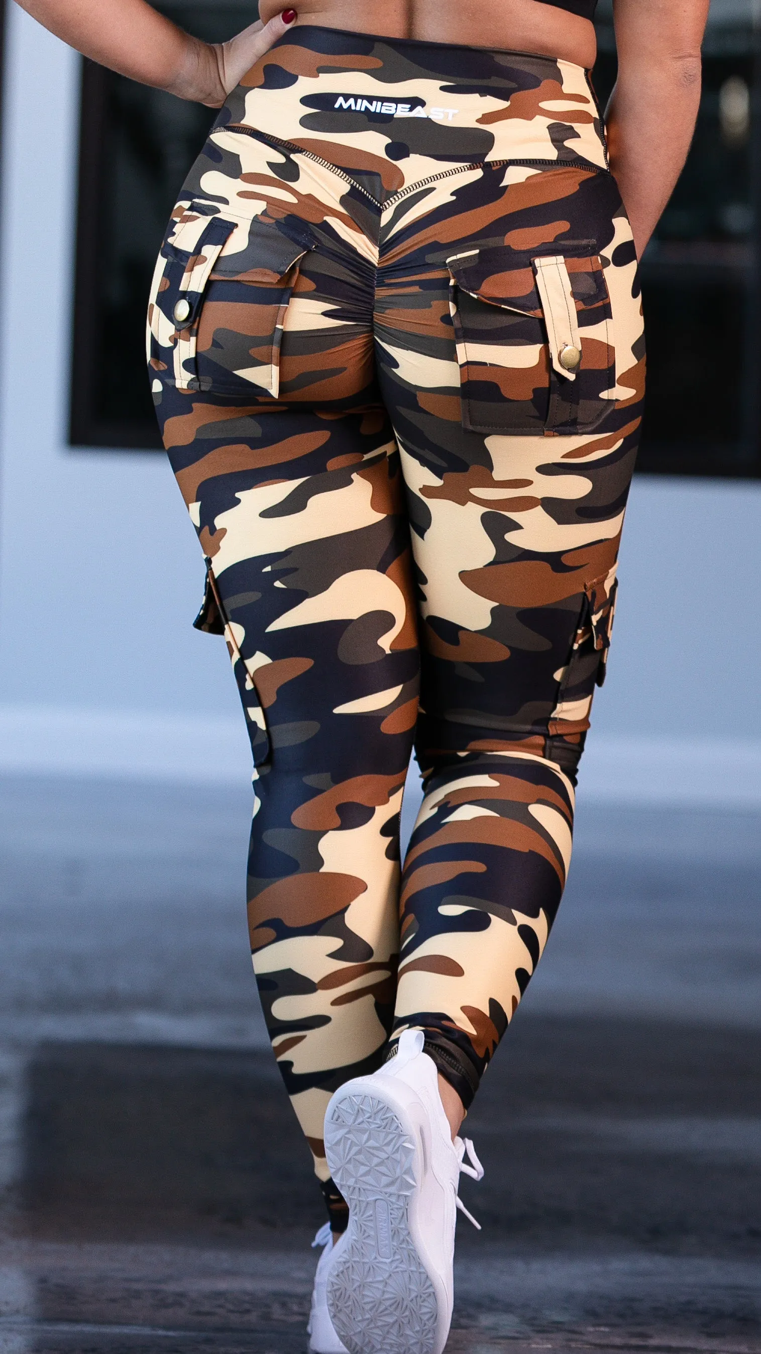 Curve Cargo Leggings