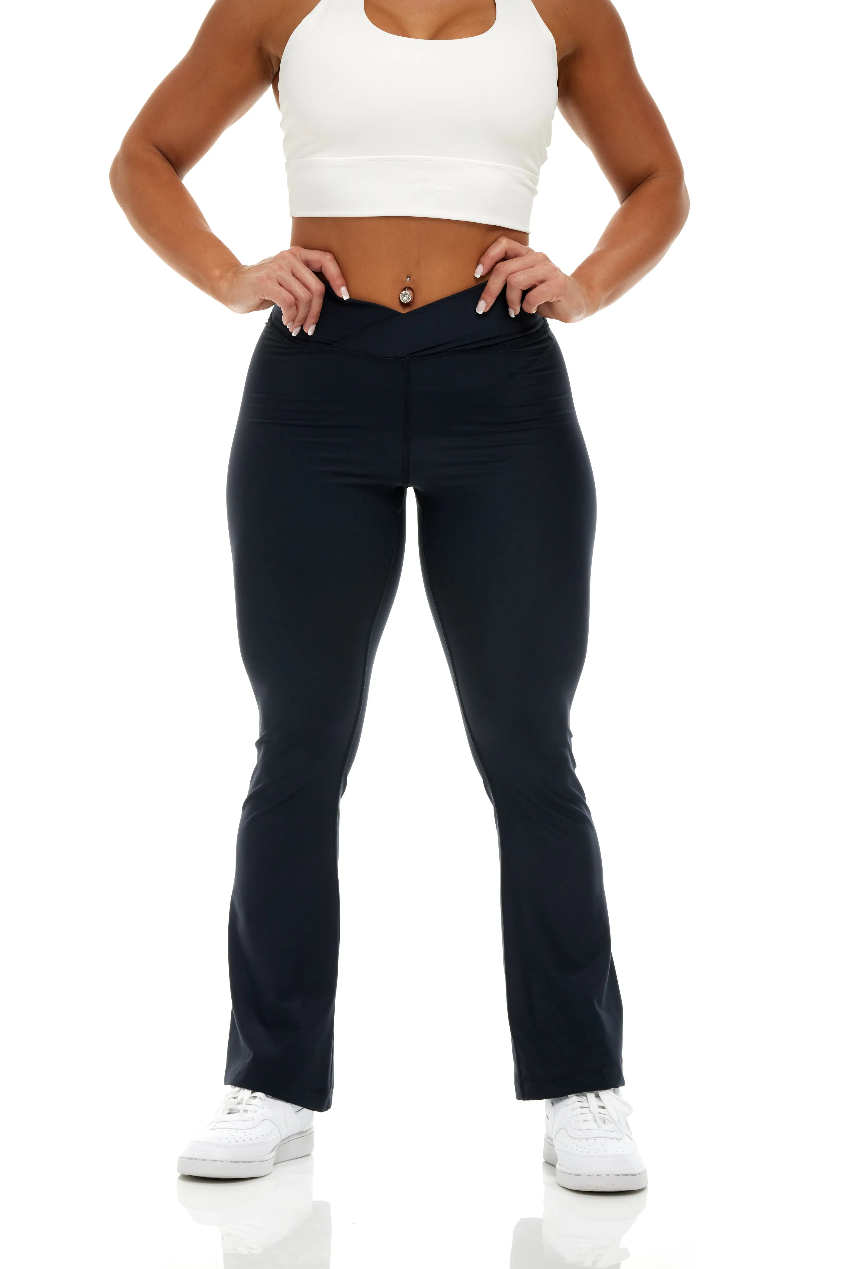 Curve-V Cargo Flare Leggings