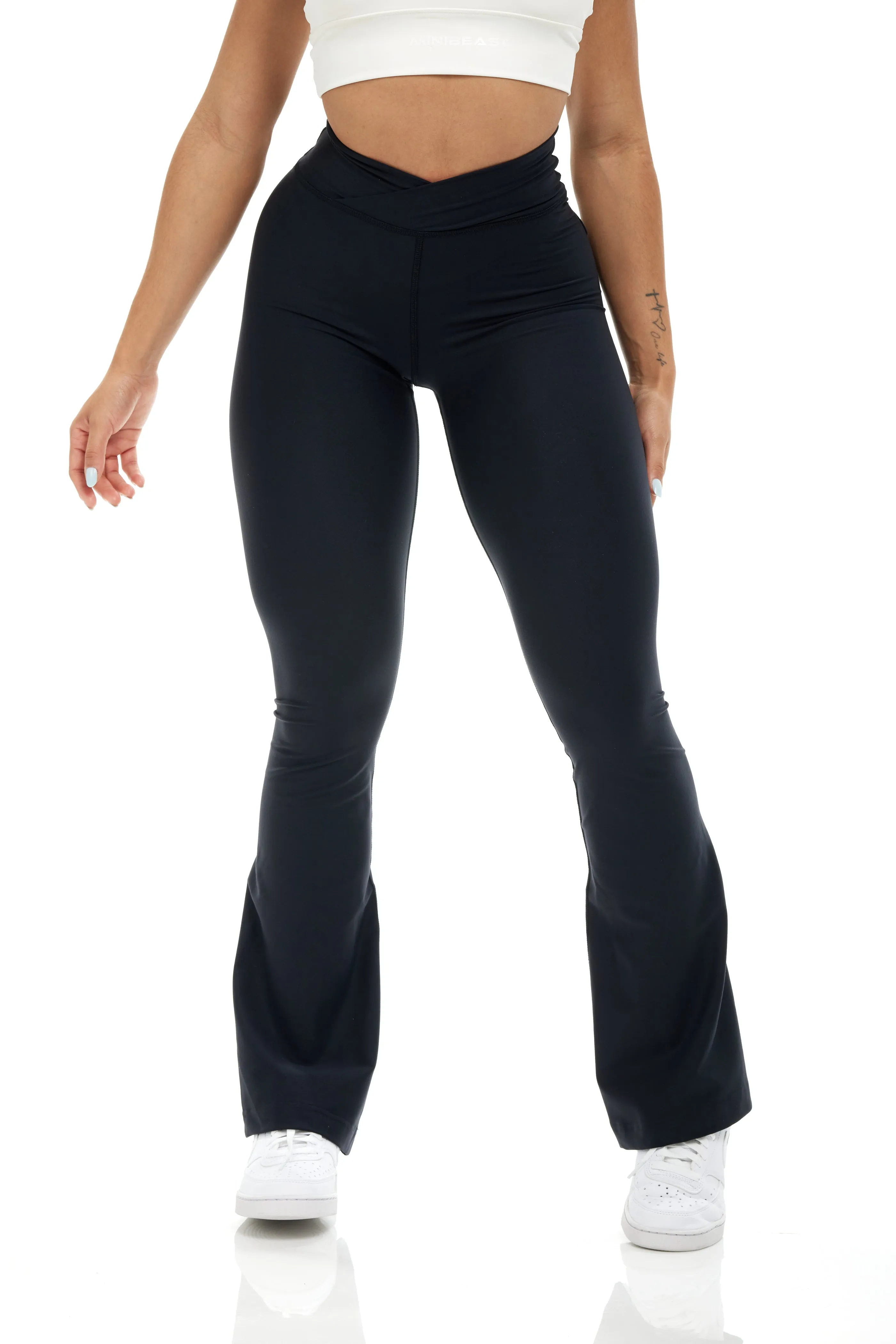 Curve-V Cargo Flare Leggings