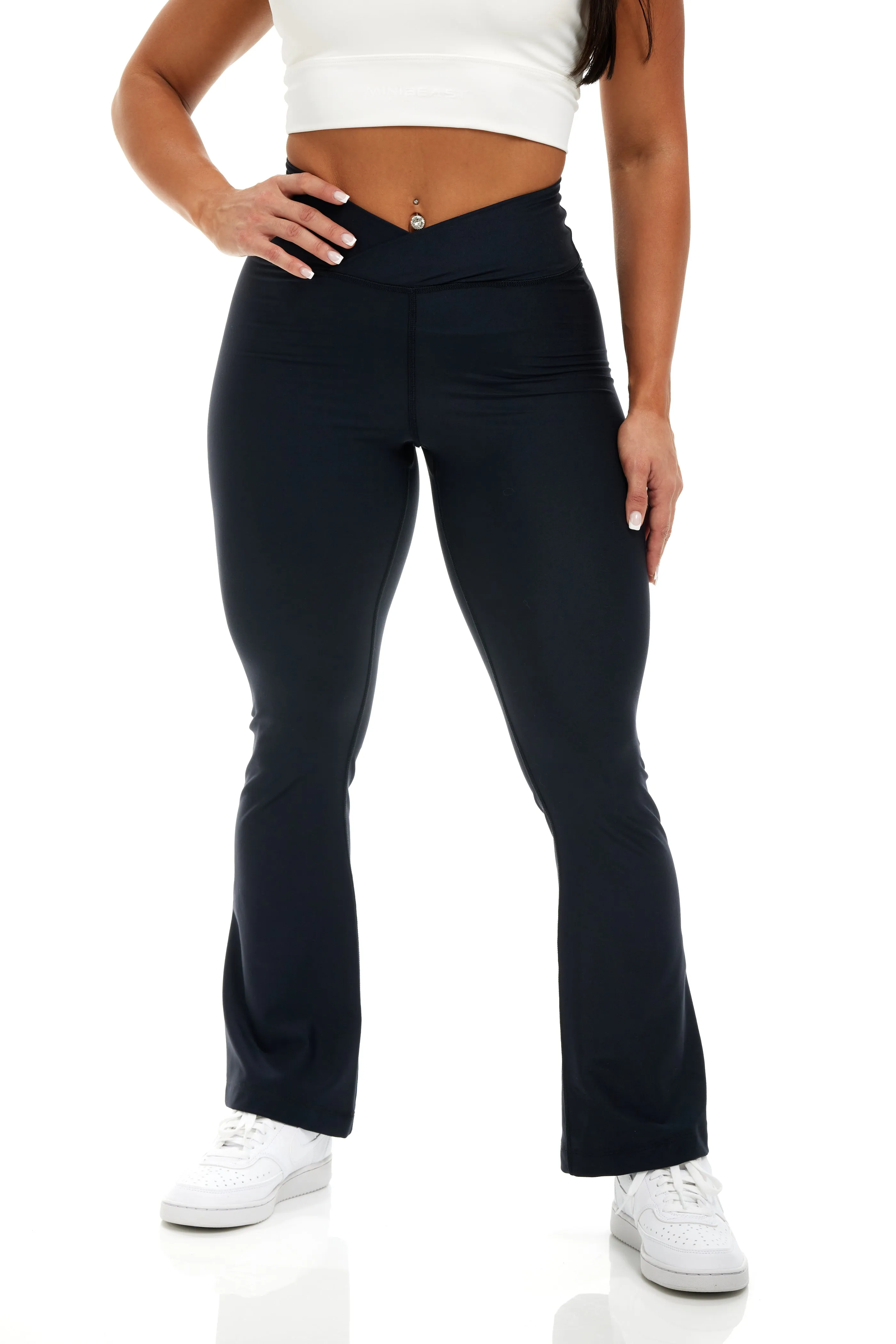 Curve-V Cargo Flare Leggings