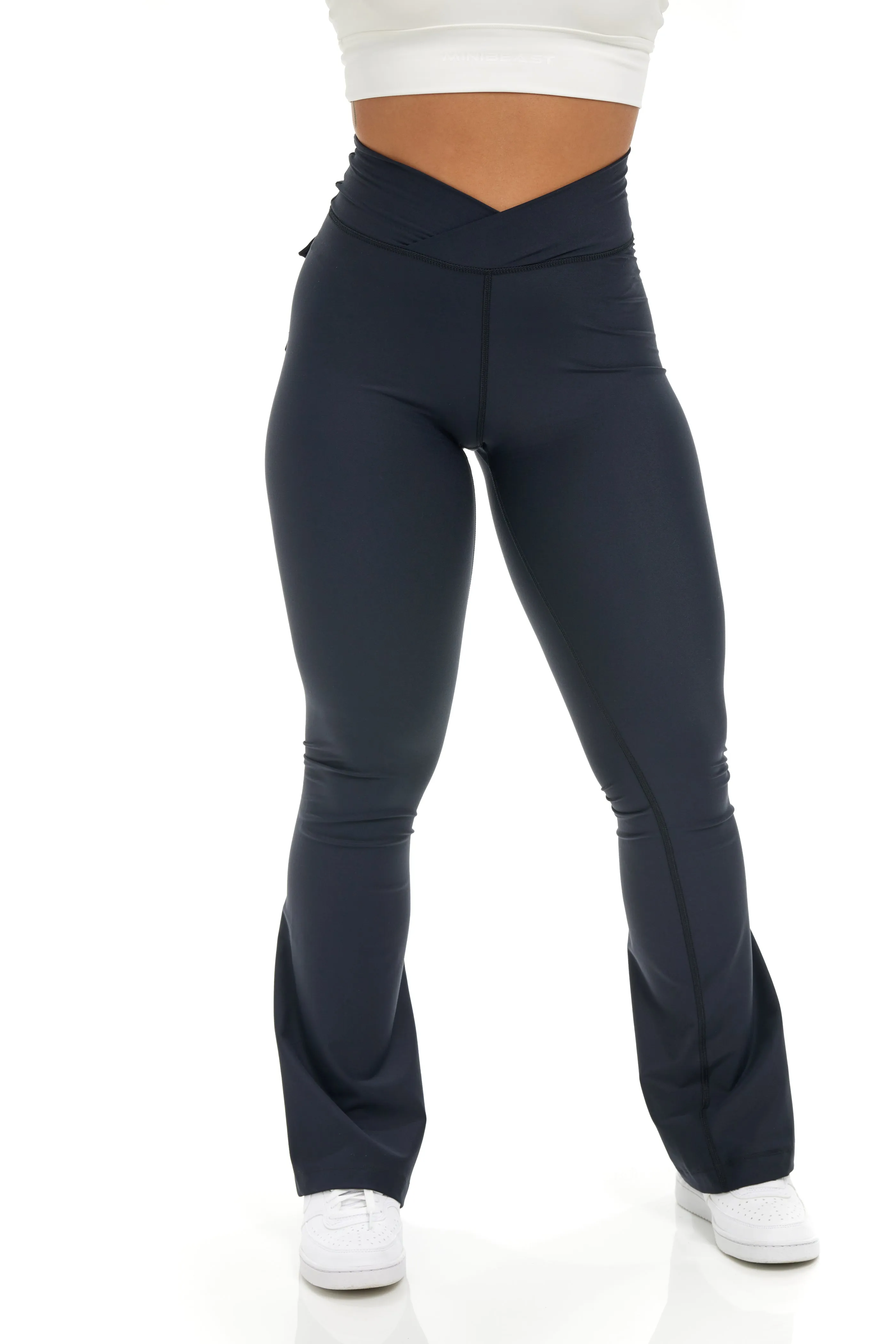 Curve-V Cargo Flare Leggings