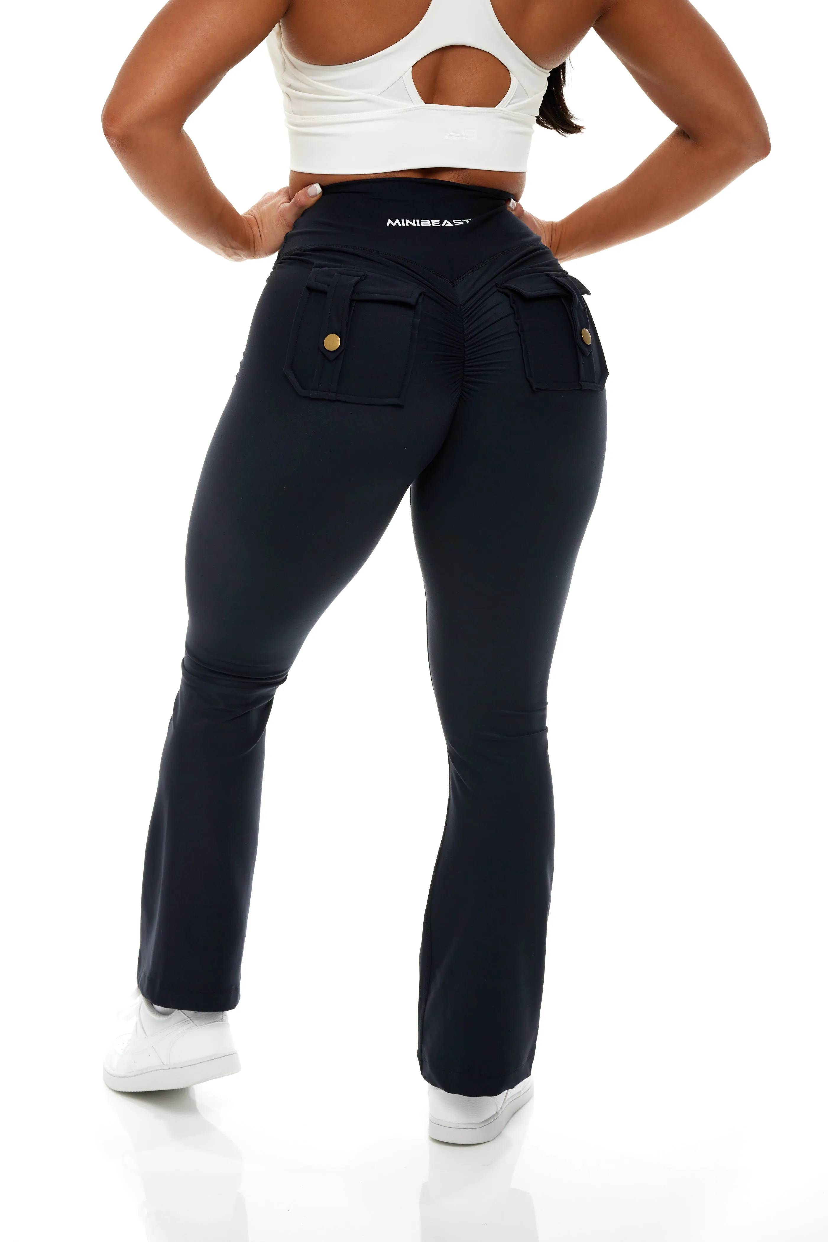 Curve-V Cargo Flare Leggings