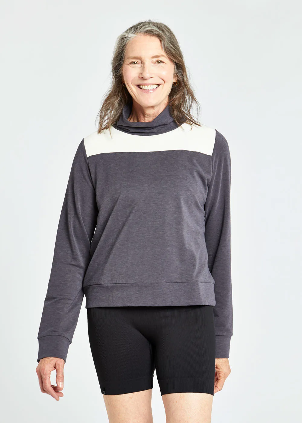 Kara Pullover