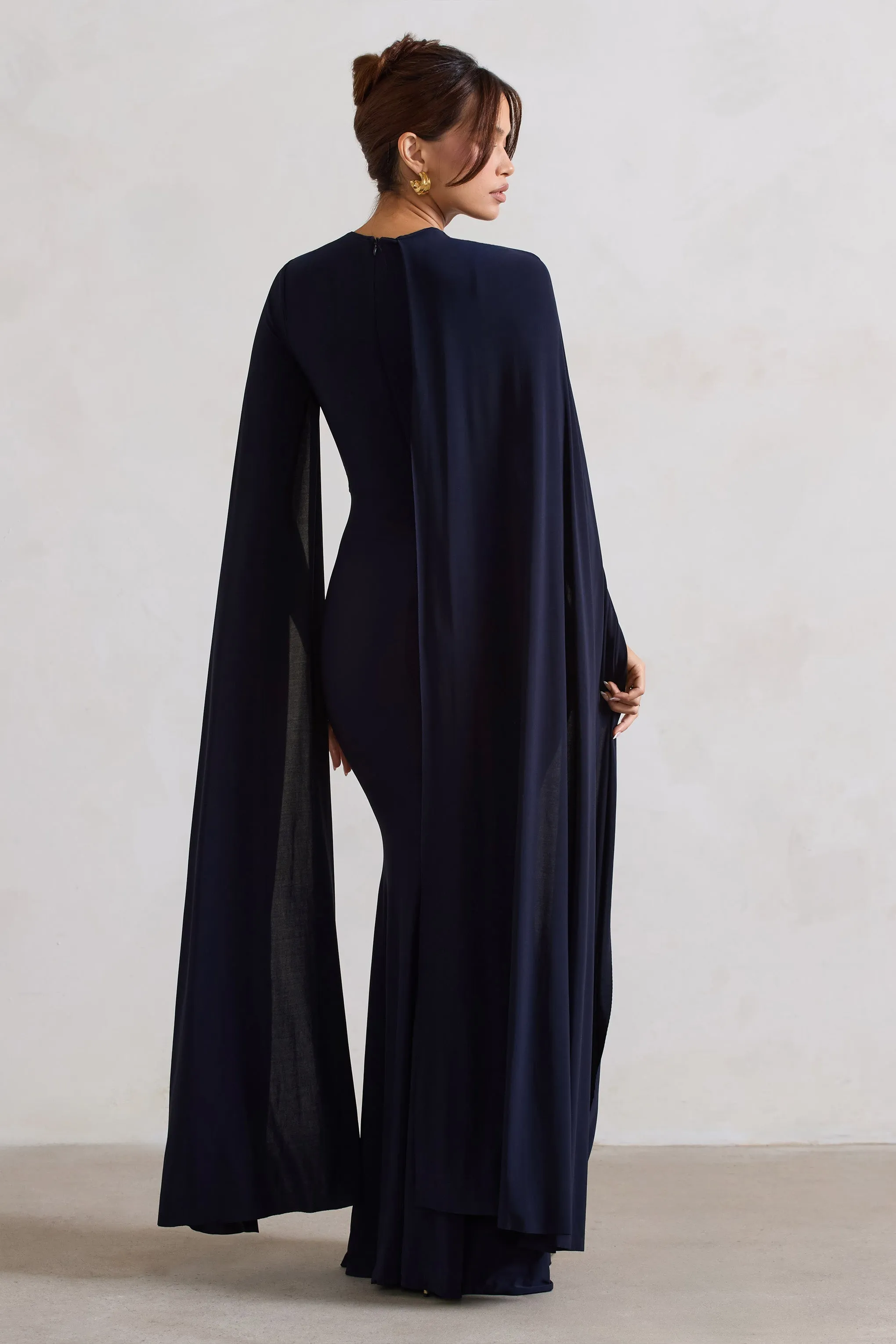 Magdelena | Robe longue bleu marine asymétrique avec cape