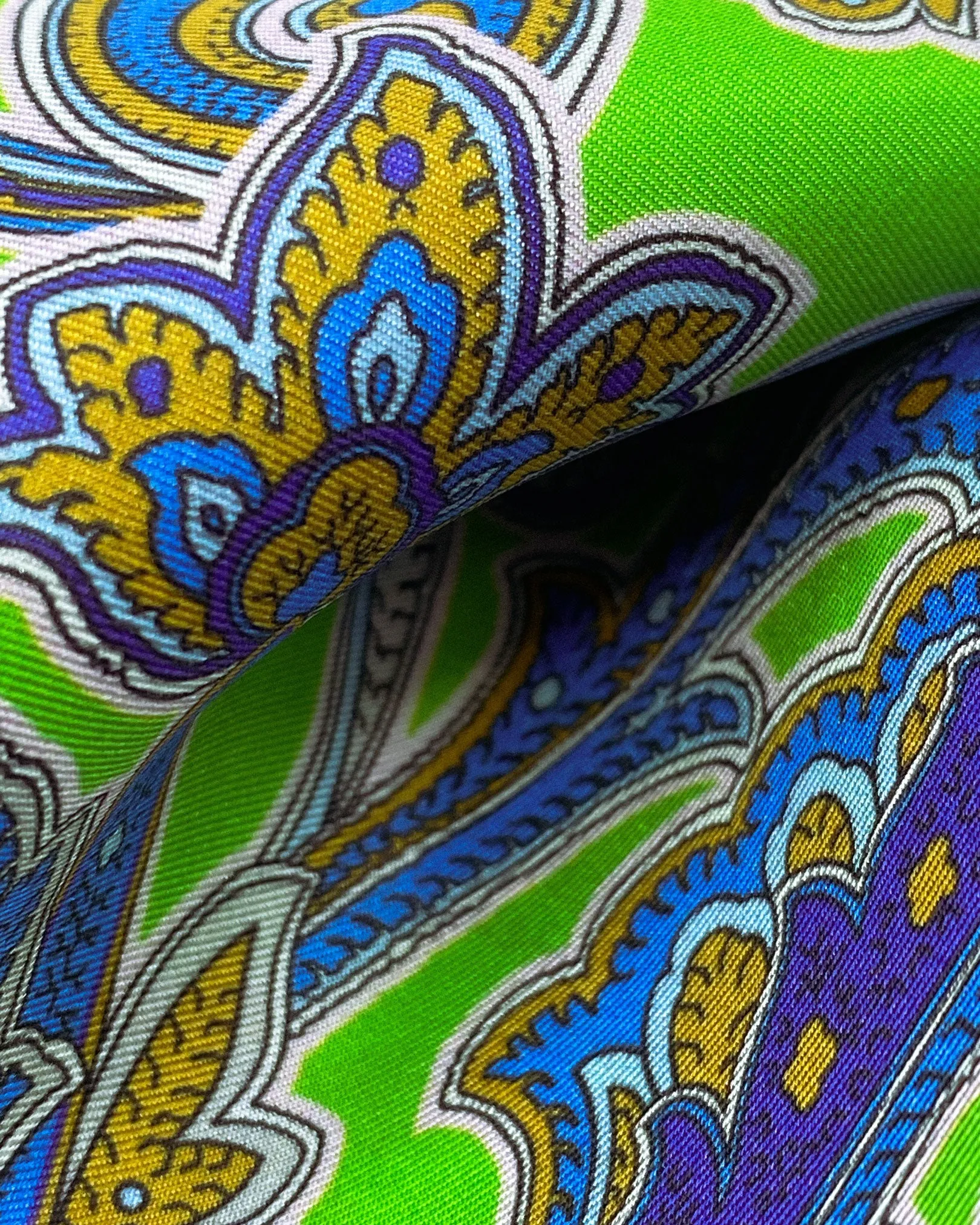 Men's Silk Aviator Scarf in Paisley - The Daytona Aviator