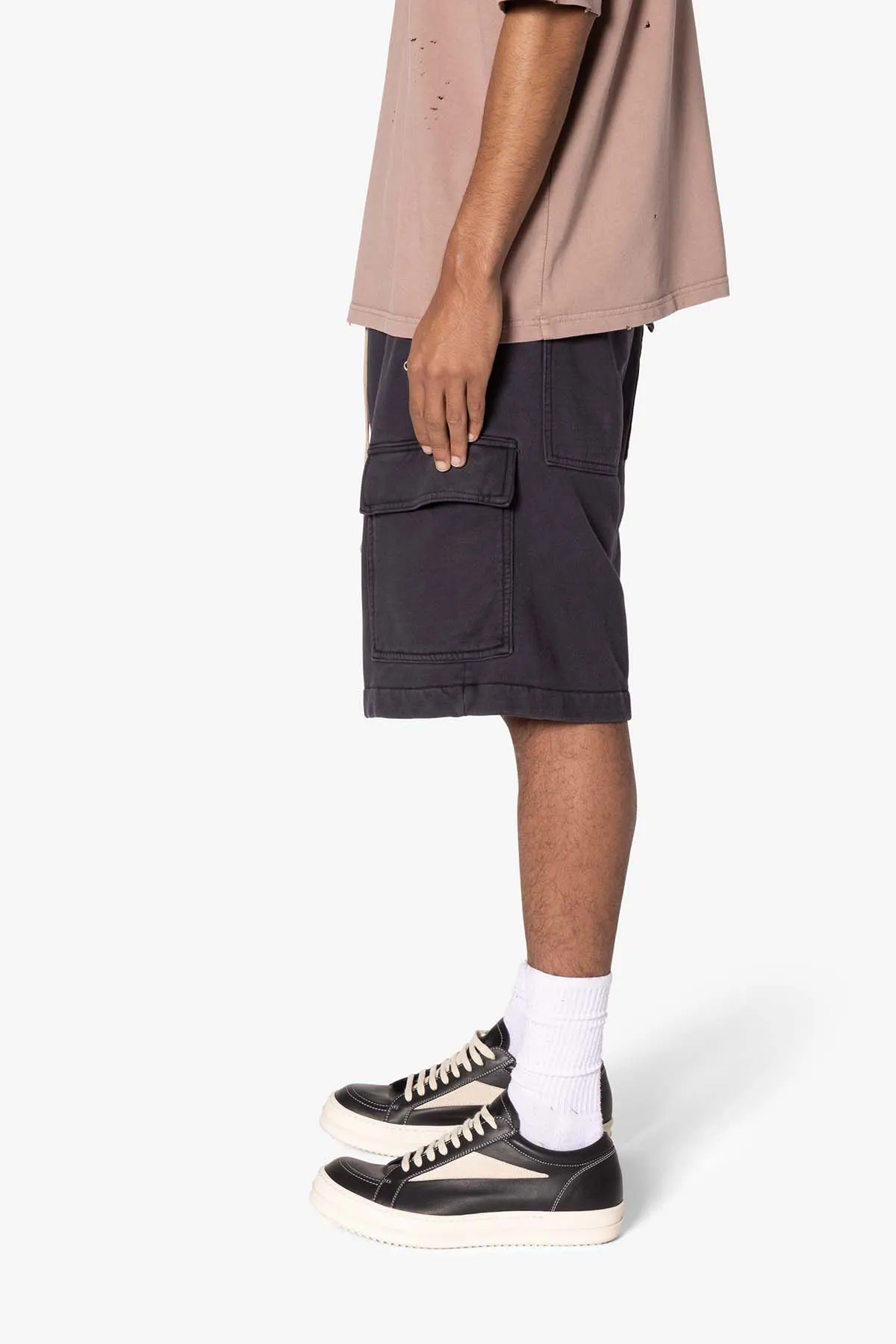 Rave Cargo Fleece Sweat Shorts - Washed Black