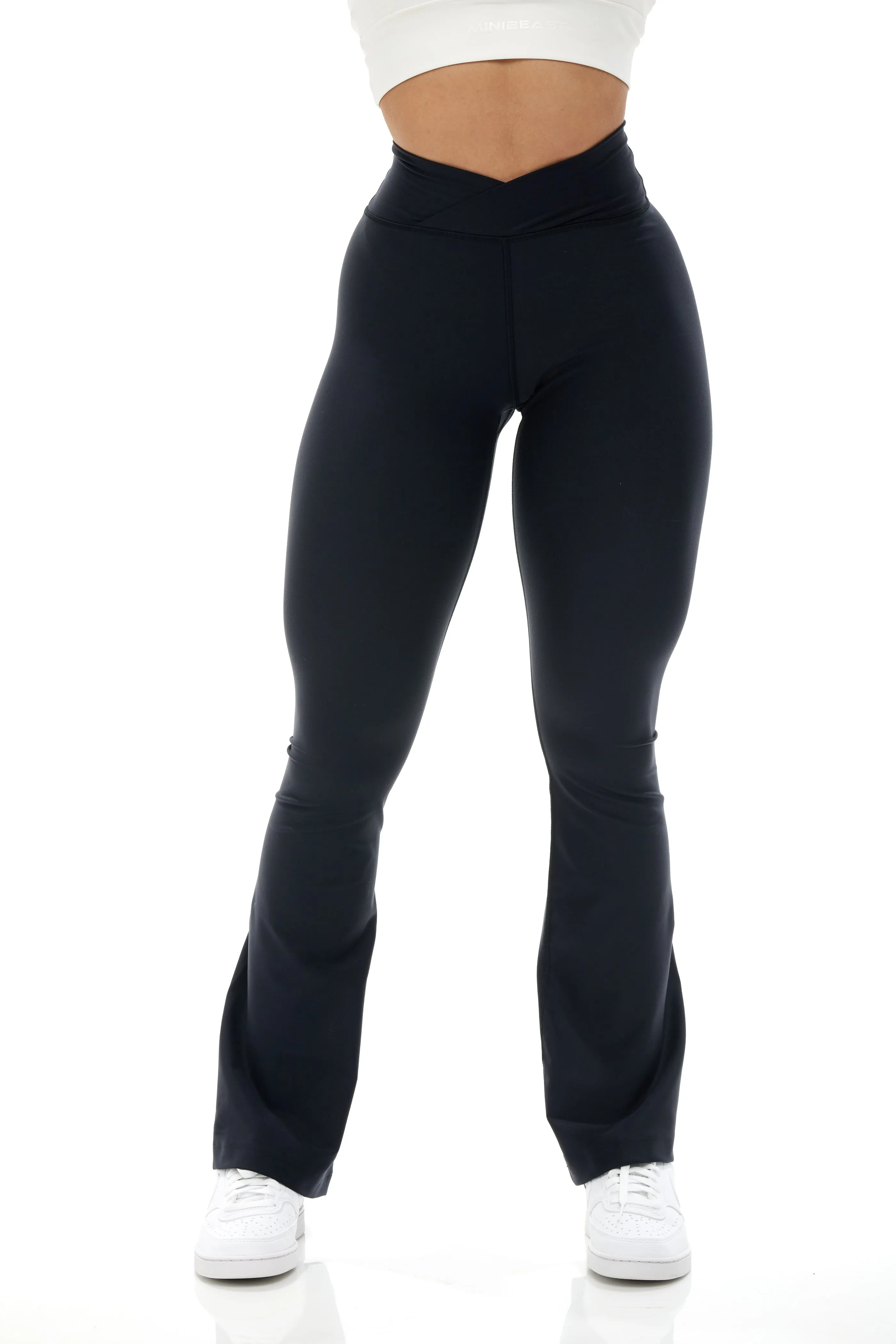 Shape-V Classic Flare Leggings