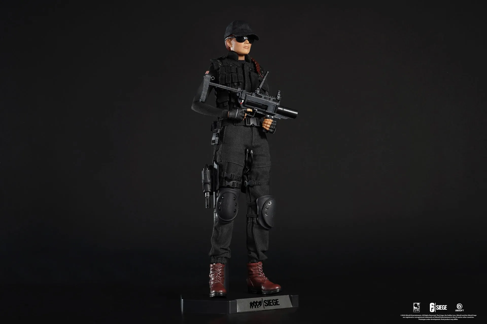 Six Siege: Ash 1/6 Articulated Figure