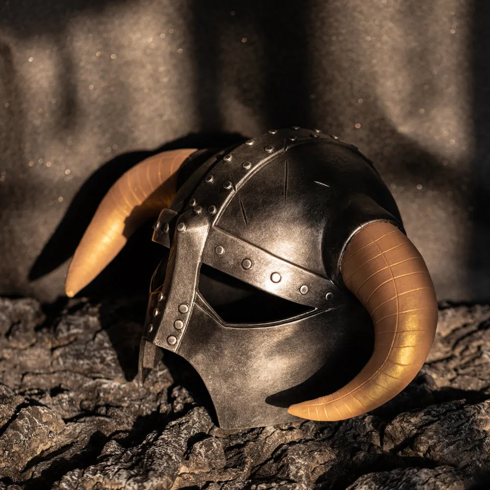 【Special deal】The Elder Scrolls V: Skyrim Dragonborn Dovahkiin Classic Helmet