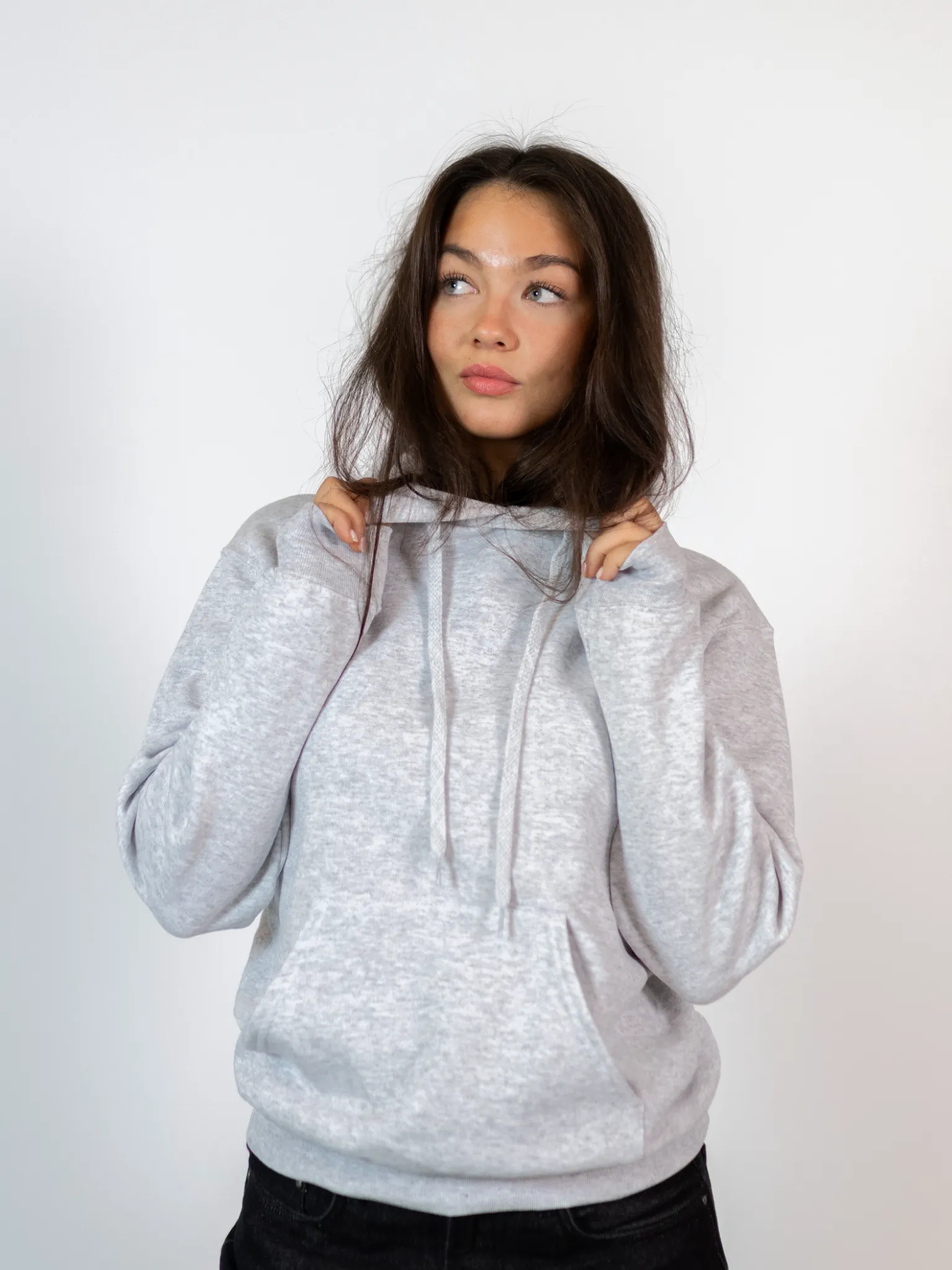 SUPERMODEL'S HOODIE (tryck bak) - GRÅ