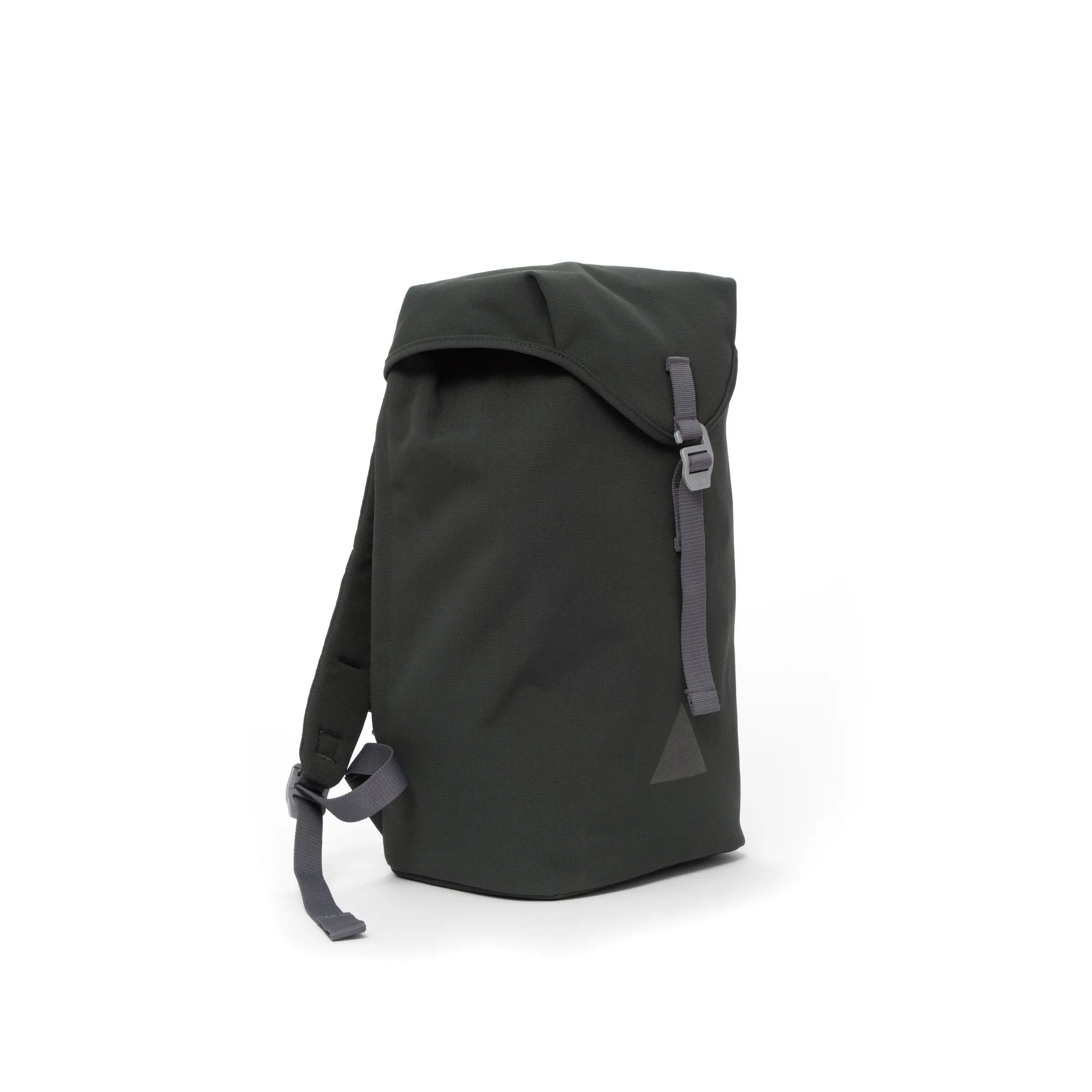 Tor Flap Backpack 25L Basalt