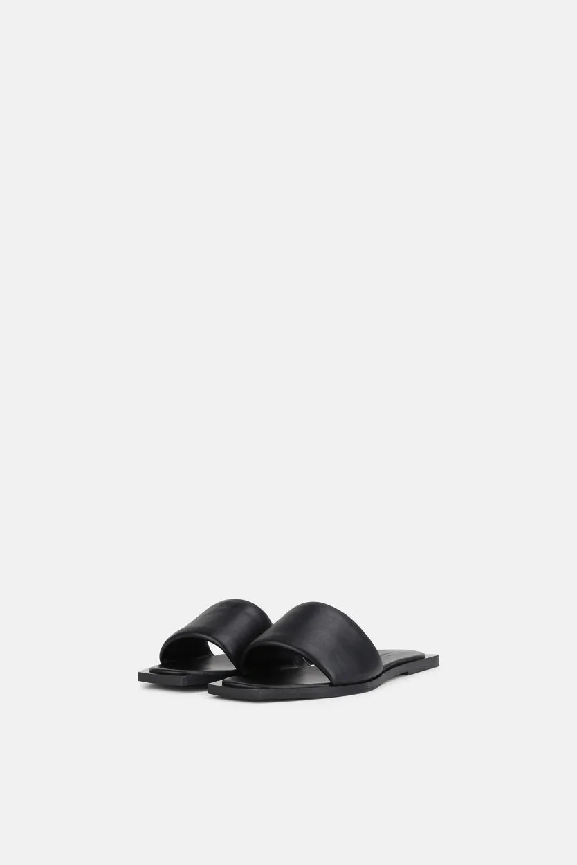 Trapeze Slip-on Sandal 221 | Black